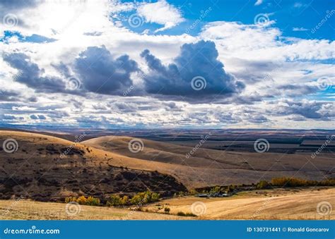 View from Deadman Pass stock image. Image of slope, pass - 130731441