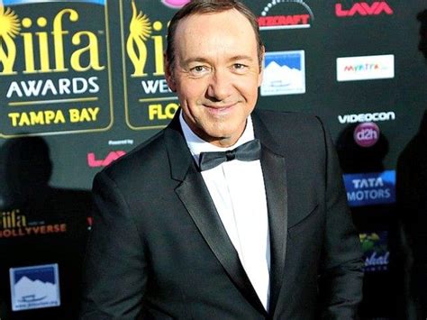 Kevin Spacey Skips SAG Awards to Teach Arab Actors