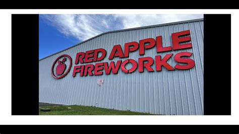 Fireworks Store Tour: Red Apple Fireworks - YouTube