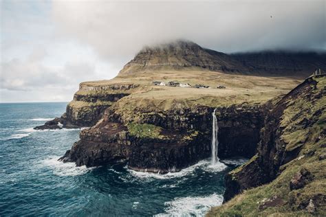 Faroe Islands Hike: Mulafossur waterfall – THETRAVELBLOG.at