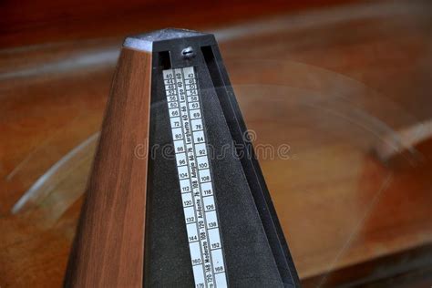 Close Up of a Vintage Metronome Stock Image - Image of measure, metronome: 127712641