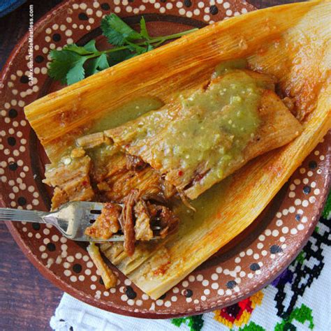 Easy Mexican Mushroom Recipe: Champiñones A La Mexicana | Mexican Made ...