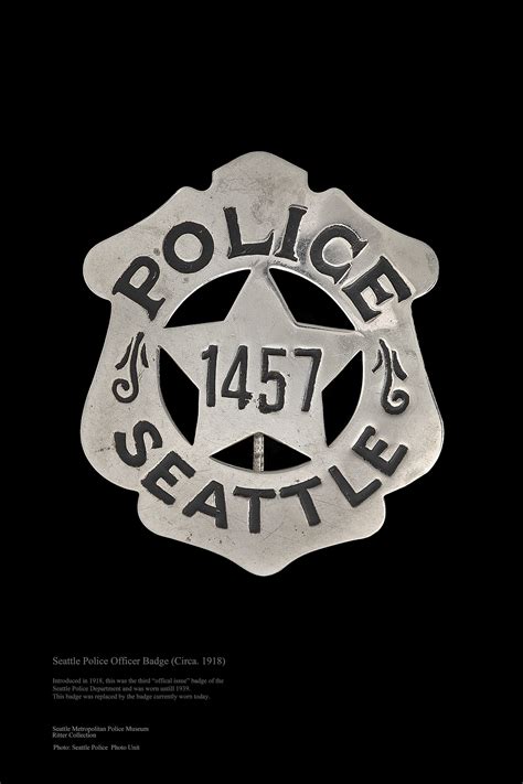 Badges/Insignia — Seattle Metropolitan Police Museum