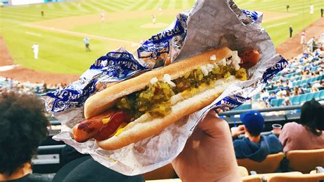 You can now get Dodger Stadium food delivered to your door