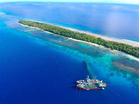 U.S. Navy Commences Oil Removal from Capsized German Cruiser ‘Prinz Eugen’ in Marshall Islands ...