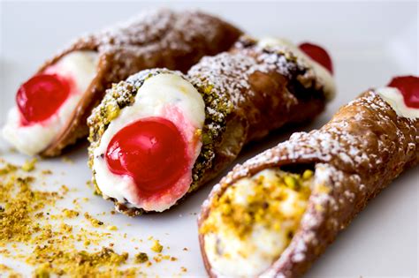 Segnala i cannoli siciliani migliori a Gente del Fud | Dissapore