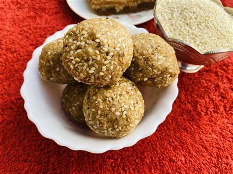 Buy Nuvvulu Laddu (Chmili Laddu) Online, Nuvvulu Laddu (Chmili Laddu) made traditionally by ...