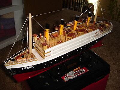 Titanic wooden model cruise ship 16" | eBay