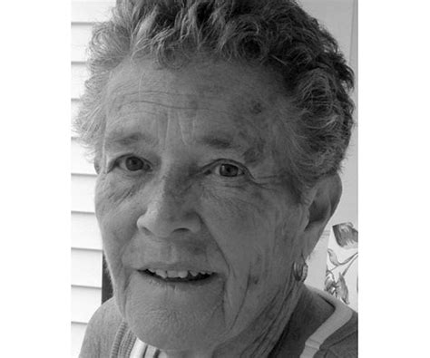 SALLY LOCKWOOD Obituary (1940 - 2015) - Branford, CT - New Haven Register