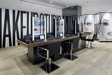 MAC-Makeup-Studio-825-Lexington ... | Makeup studio decor, Studio decor ...