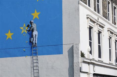 Contest to design sculpture MOCKING Brexit launched by Paris School of ...