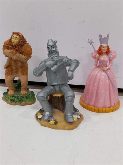 Buy the 5 pc Wizard of Oz Figurines | GoodwillFinds