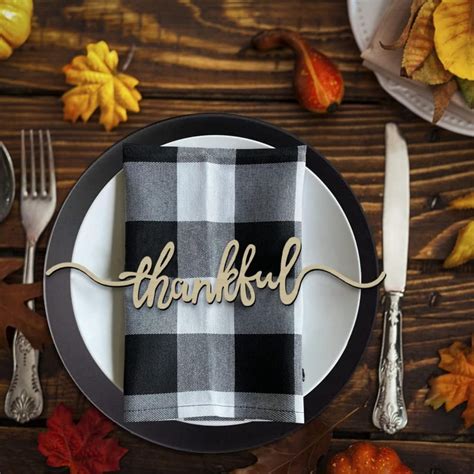 These are the Thanksgiving Table Decor Trends for 2023 - Yanko Design