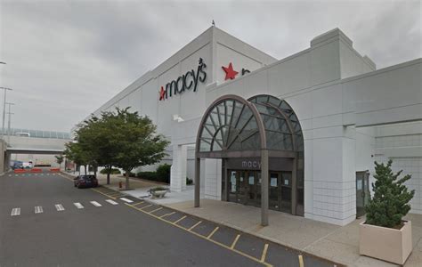 Macy’s at Roosevelt Field evacuated; threat being investigated: police ...