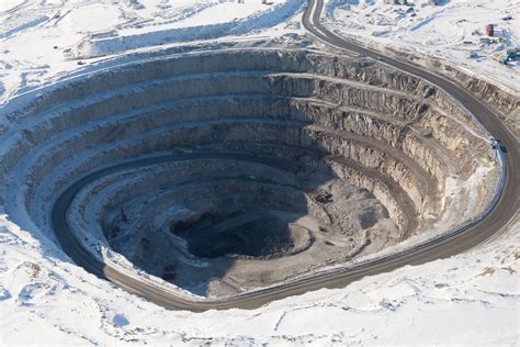 Open Pit Mining | One of the pits at the Diavik Diamond Mine… | Flickr