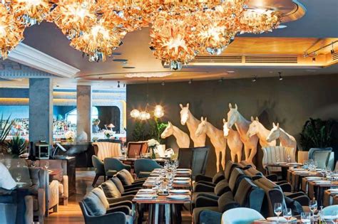 7-Luxurious-Restaurant-Interiors-That-Will-Make-You-Want-To-Travel-7 7 ...