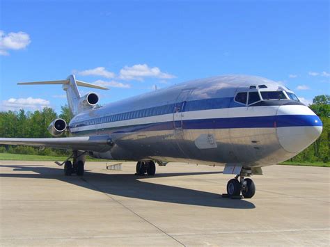 Boeing Boeing 727-223 aircraft for sale - Ad IDNo. 108987 - AirCraft24.com