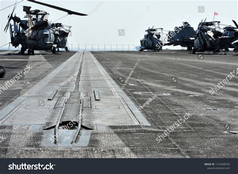 Aircraft Carrier Runway Catapult Stock Photo 1124458763 | Shutterstock