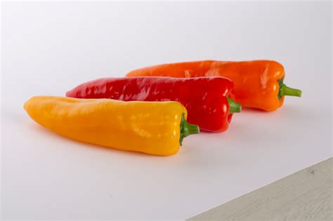 Enza Zaden is increasing its sales of conical peppers - FruitToday