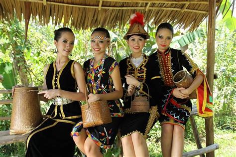 Malaysia | Traditional outfits, Historical events, Sabah