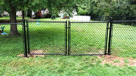 4 Best Chain Link Fence Gate Styles