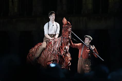 War Horse - The Play Tickets | Buy or Sell War Horse - The Play Theatre ...