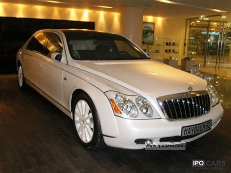 2012 Maybach 62 S landaulet - Car Photo and Specs