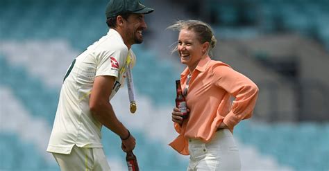 Famous Food 894bm5: Mitchell Starc Wife Pic