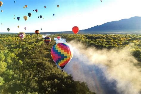 Albuquerque: Sunrise Hot Air Balloon Ride 2025