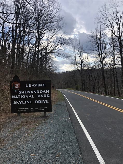 Shenandoah National Park - Rockfish Gap Entrance Station, Skyline Dr ...