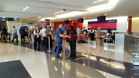 Delta’s Newly-Renovated Terminal 5 at LAX Creates Three Distinct Passenger Flows – Cranky Flier