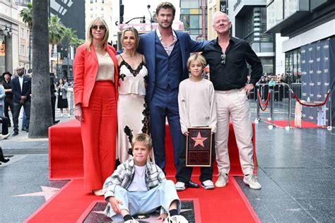 Chris Hemsworth and Wife Elsa Pataky Bring All Three of Their Kids to Hollywood Walk of Fame ...