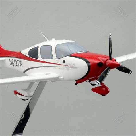 Cirrus SR22 Scale Model Airplane | Factory Direct Models