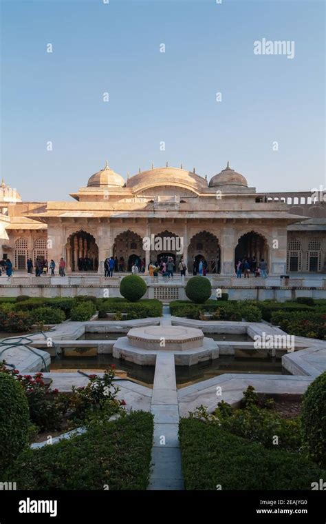 Vertical View Of A Diwan-i-Khas Inside Amer Fort Stock Photo - Alamy