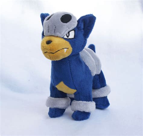 Selling custom Shiny Houndour plush: pkmncollectors