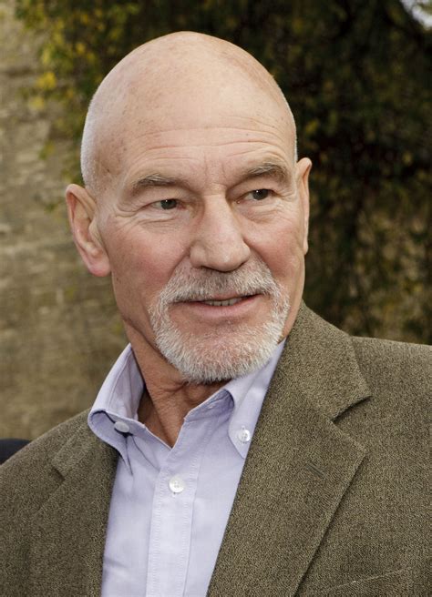 File:Patrick Stewart Head Shot.jpg - Wikipedia