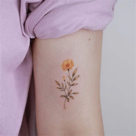 Details 90+ dainty sunflower tattoo super hot - in.cdgdbentre