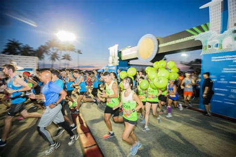 Racing the Standard Chartered Singapore Marathon 2019 - RUN Singapore