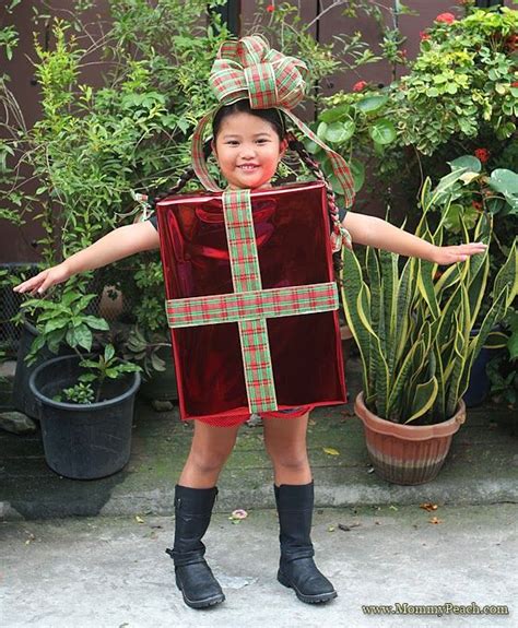 Christmas Gift Costume, Christmas Parade Floats, Christmas Dress Up, Tacky Christmas, Navidad ...