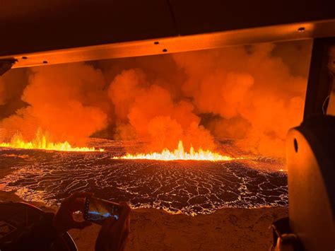 Iceland volcano gas pollution could reach capital Reykjavik in hours ...