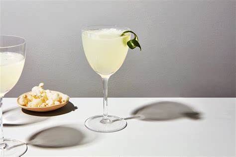 Classic Daiquiri (Rum, Lime Juice) Cocktail Recipe | Epicurious