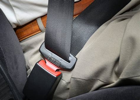 Common Seat Belt Injuries From Car Accidents - AICA Orthopedics