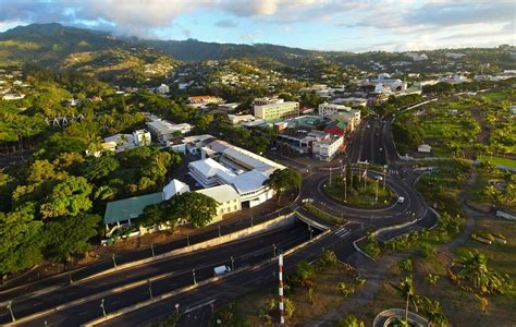 "Downtown Papeete" Tahiti | The only tunnel we have in the c… | Flickr