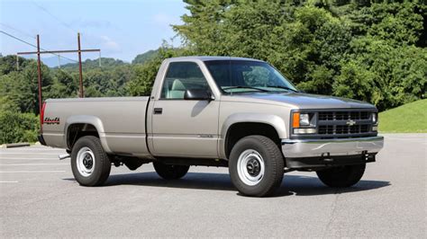 1998 Chevrolet Silverado 2500 Pickup for Sale at Auction - Mecum Auctions