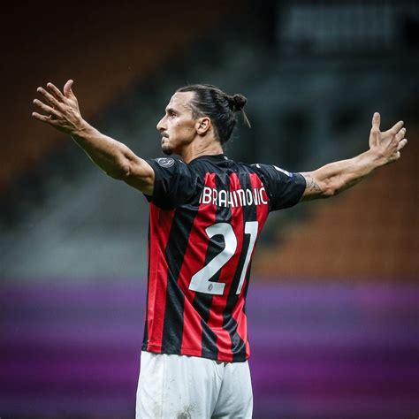 Zlatan Ibrahimovic Wallpapers Ac Milan Zlatan ibrahimovic a c milan ...