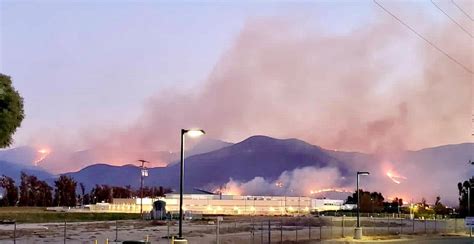 Somis brush fire grows to 2,900 acres, evacuation orders lifted