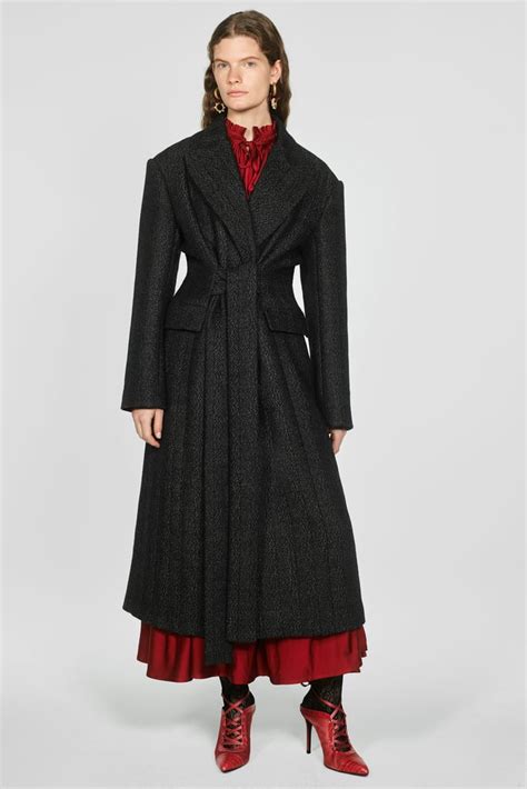 Zara Campaign Collection Belted Coat | What One Editor Learned About ...