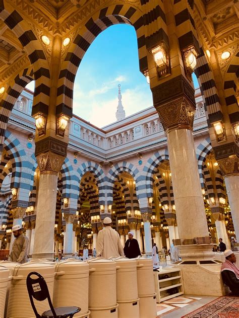 Al Masjid Al Nabawi (Nabawi Mosque). Download this photo by Rezki Trianto on Unsplash | Mosque ...