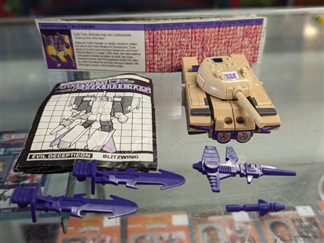 G1 Blitzwing Triple Changer Transformers 1985 Action Figures – Covert ...