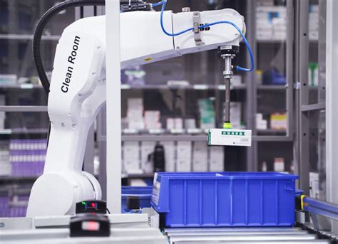 Robotic Dispensing Systems | Automated Dispensing Robots